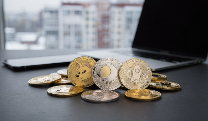 Что такое мем-токены: феномен SafeMoon, Shiba Inu и других хайповых монет